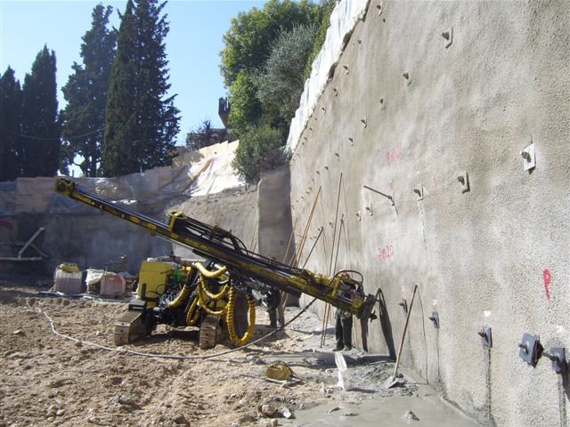 Parcheggio Gardone 5